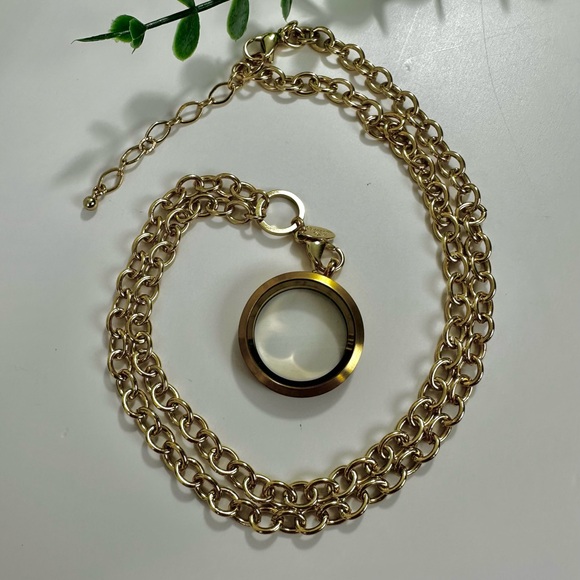 🤍Origami Owl Locket Pendant Necklace - Picture 5 of 13